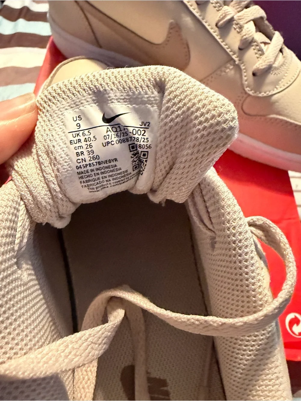 Nike Beige/Cream Low-Top Sneakers